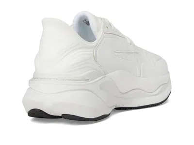 Clarks Pace In White
