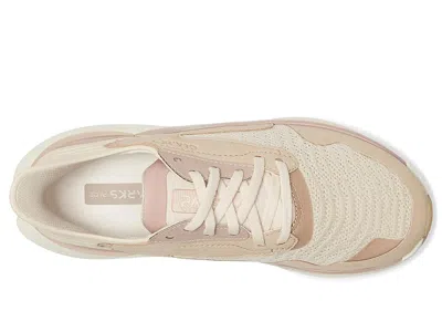 Clarks Pace Sneaker In Animal Print