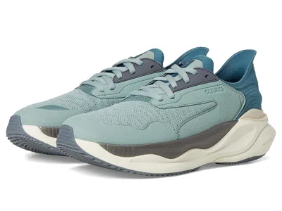 Clarks Pace Sneaker In Blue