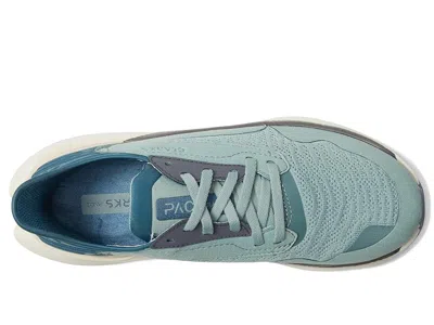 Clarks Pace Sneaker In Blue