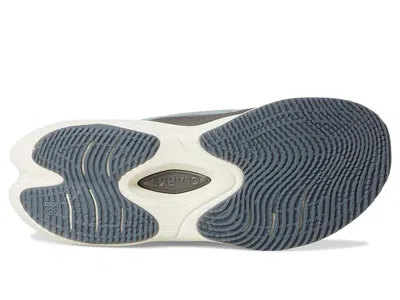 Clarks Pace Sneaker In Blue