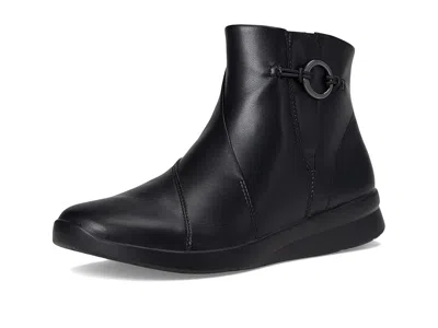 Clarks Ellowyn Deva Bootie In Black