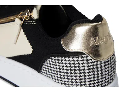 Alegria Averie In Multi