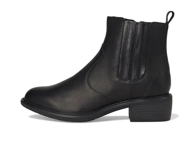 Alegria Malia In Black