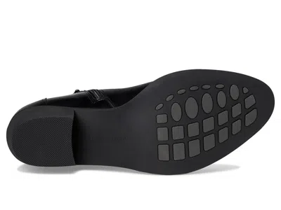 David Tate Flight In Black