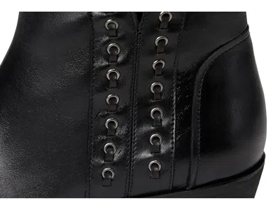 David Tate Flight In Black