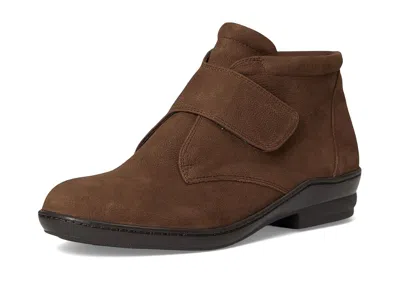 David Tate Mesa In Brown