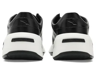 Wolf & Shepherd Supercrossover In Black