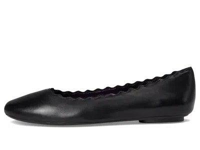 Vaneli Baird In Black