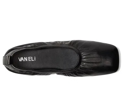 Vaneli Vicky In Black