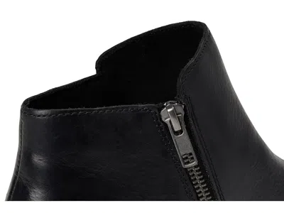 Born Kace In Black
