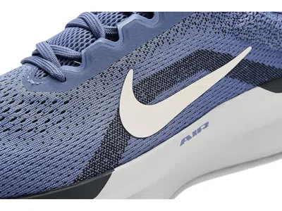 Nike Air Winflo 11 Running Shoe In Blue