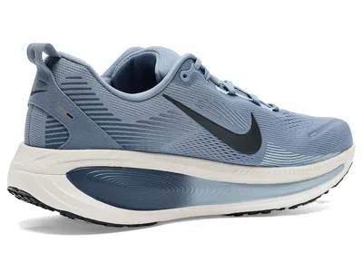 Nike Vomero 18 Running Shoe