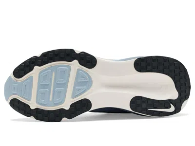 Nike Vomero 18 Running Shoe