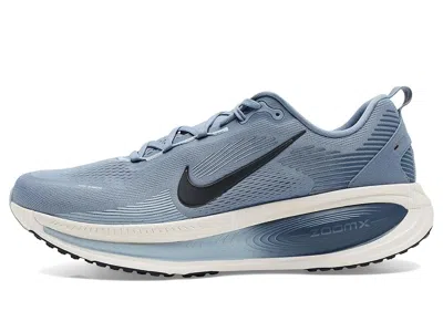 Nike Vomero 18 Running Shoe