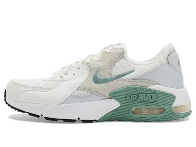 Nike Air Max Excee In White