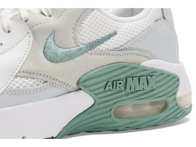 Nike Air Max Excee In White