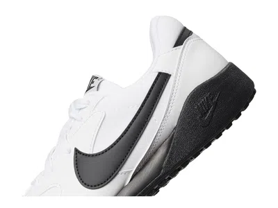 Nike Terra Manta Sneaker In Gray