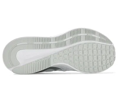 Nike Run Swift 3 In White