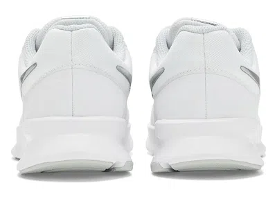 Nike Run Swift 3 In White