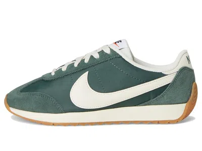 Nike Pacific Low Top Sneaker