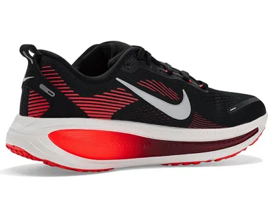 Nike Vomero 18 Running Shoe