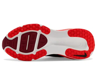 Nike Vomero 18 Running Shoe