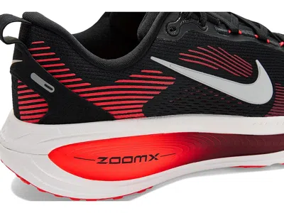 Nike Vomero 18 Running Shoe