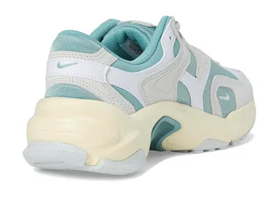 Nike Al8 Sneaker In Multi