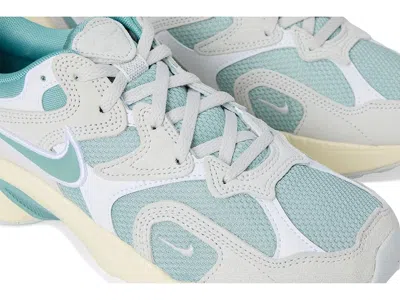 Nike Al8 Sneaker In Multi