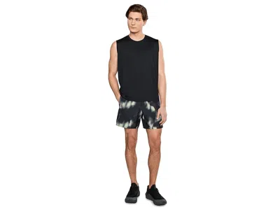 Brooks Dash Shorts Printed In Black