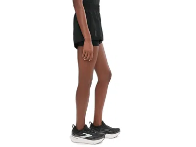 Brooks Dash 2-in-1-shorts In Black