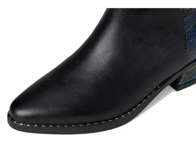 L'artiste By Spring Step Acree In Black