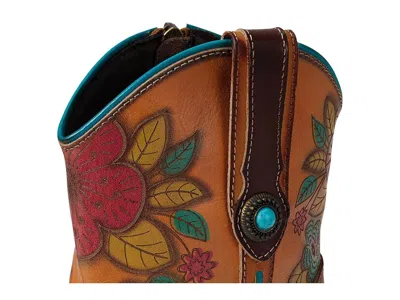 L'artiste By Spring Step Cahoots In Multi
