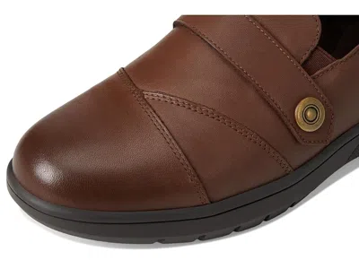 Spring Step Ivorie In Brown