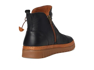 Spring Step Vandis In Black