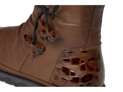 Spring Step Boru In Brown