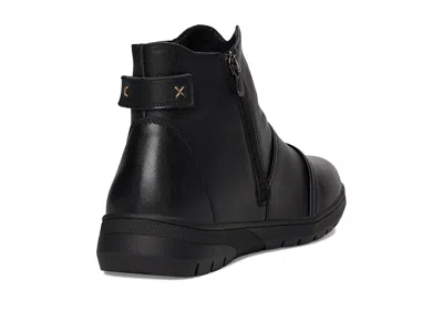 Spring Step Mula In Black