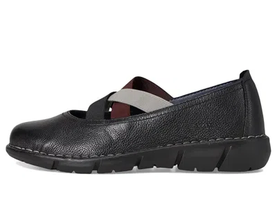 Spring Step Jax In Black