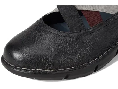 Spring Step Jax In Black