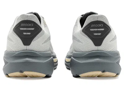 Brooks Ghost 17 In Gray