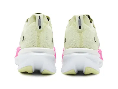 Brooks Hyperion Max 3 Running Shoe In Yellow