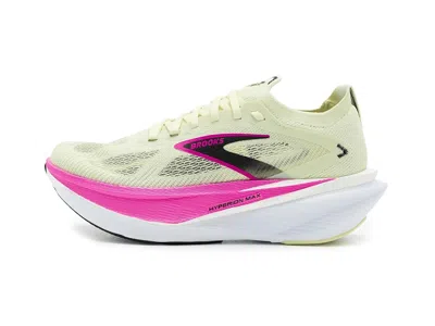 Brooks Hyperion Max 3 Running Shoe In Yellow