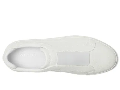 Aldo Aros In White