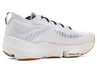 Brooks Glycerin Flex Running Sneaker In White