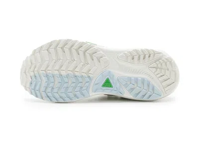 Brooks Ghost Trail In White