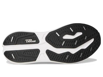 Brooks Revel Max Running Shoe In Black