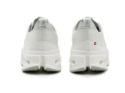 On Cloudsurfer Max In Multi