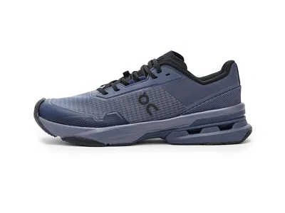 On Cloudpulse Pro In Blue