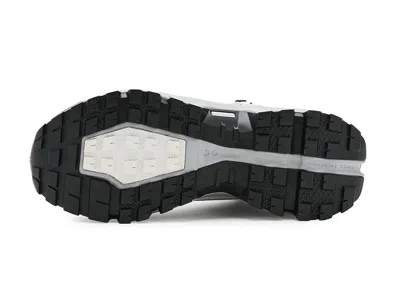 On Cloudrock Mid Waterproof